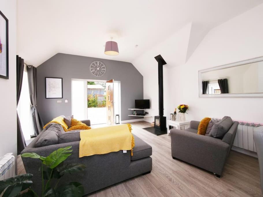 Hoxne Cottages - Daisy Cottage With Private Hot Tub York Exterior foto